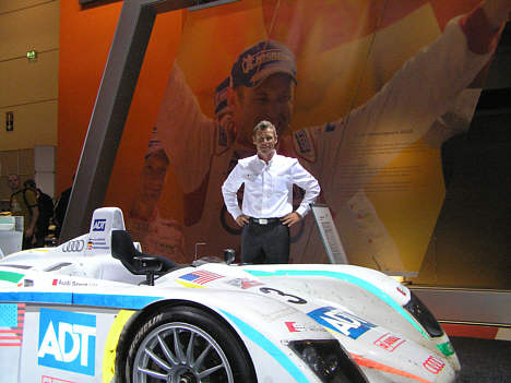 En smilende Tom K tilbage på Essen Motor Show efter at have vundet Zulu Awards for tredje gang!